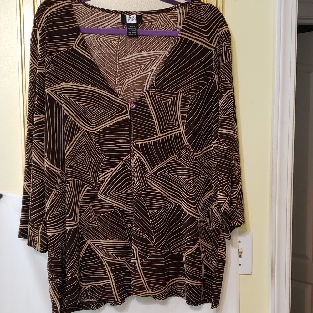 OPEN CARDIGAN  STUDIO 1940,  26/28W  BROWN BEIGE  3/4 sleeves  Poly/Spandex